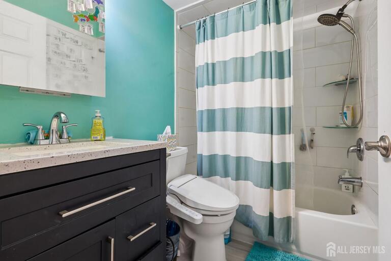 Photo 13 of 811 Waterford Drive, Edison NJ 08817, Edison, NJ