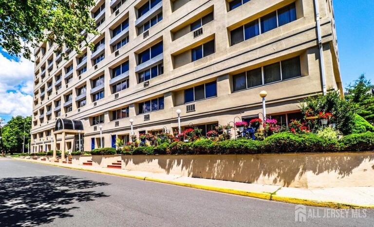 Photo 11 of 40 Fayette Street # 6, Perth Amboy NJ 08861, Perth Amboy, NJ