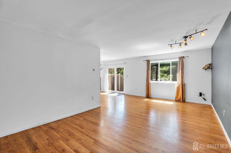 Photo 6 of 168 Thoreau Drive, Plainsboro NJ 08536, Plainsboro, NJ