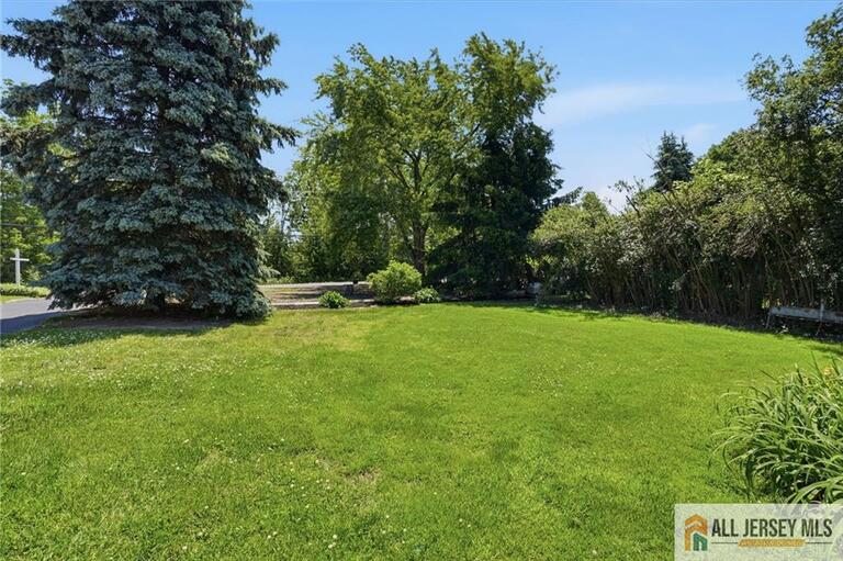 Photo 44 of 706 Old York Road, Hightstown NJ 08520, Hightstown, NJ