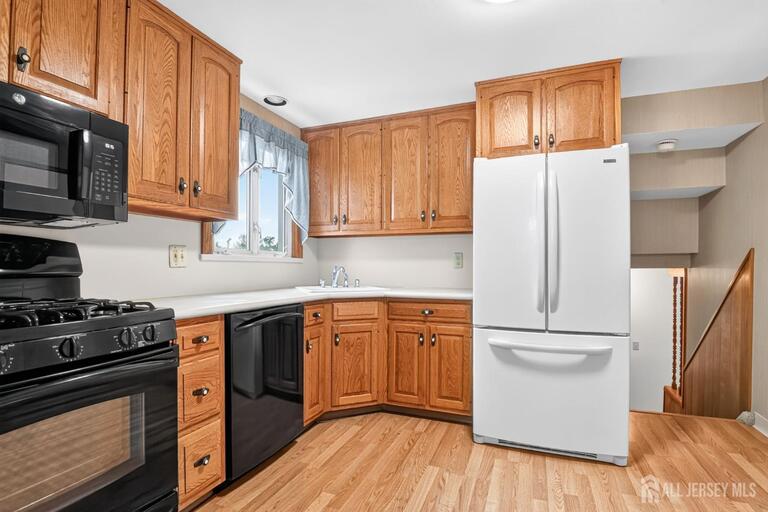 Photo 15 of 124 Kamm Avenue, South River NJ 08882, South River, NJ