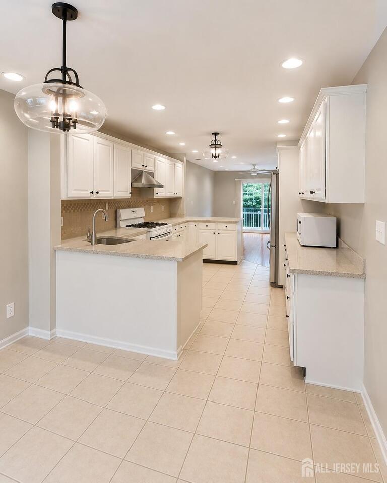 Photo 11 of 141 Coburn Road, Pennington NJ 08534, Pennington, NJ