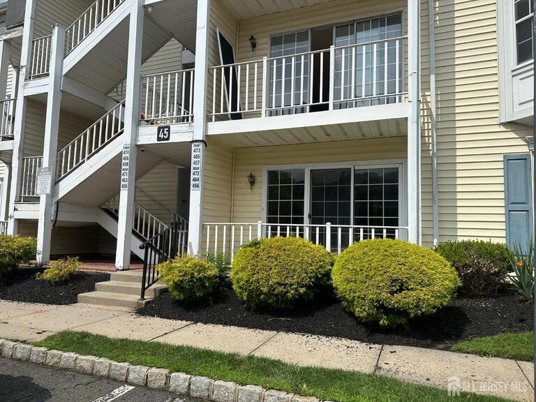 Photo 1 of 457 Northam Drive # 457, North Brunswick NJ 08902, North Brunswick, NJ