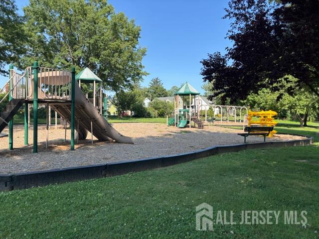 Photo 24 of 304 Green Street, Woodbridge Proper NJ 07095, Woodbridge Proper, NJ