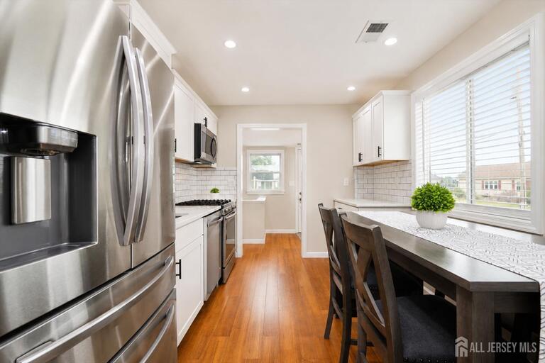 Photo 10 of 327 Woodland Avenue, Sayreville NJ 08879, Sayreville, NJ