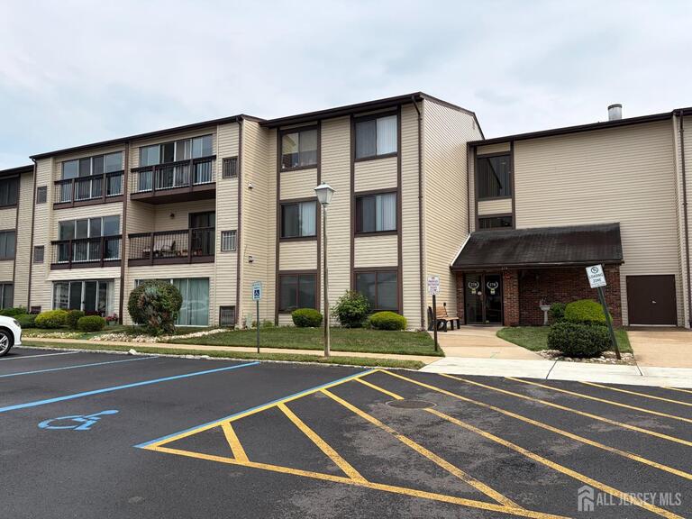 Photo 1 of 278 Crosse Drive # 2G, Monroe NJ 08831, Monroe, NJ