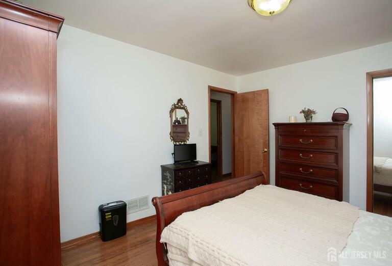 Photo 14 of 58 Schuyler Drive, Edison NJ 08817, Edison, NJ