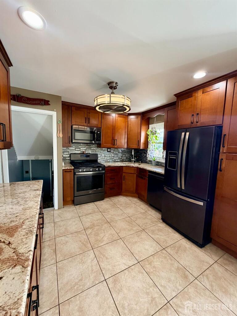 Photo 6 of 29 Capp Street, Carteret NJ 07008, Carteret, NJ
