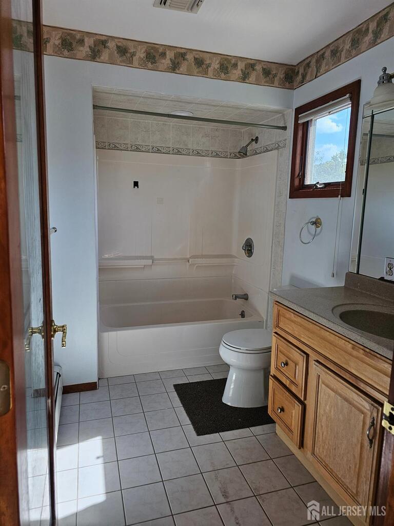Photo 19 of 4 Reade Street, Jamesburg NJ 08831, Jamesburg, NJ
