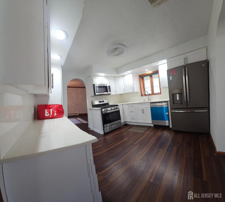 Photo 8 of 4 Reade Street, Jamesburg NJ 08831, Jamesburg, NJ