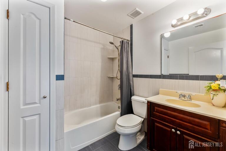 Photo 21 of 9 Perry L Drew Place, Hightstown NJ 08520, Hightstown, NJ