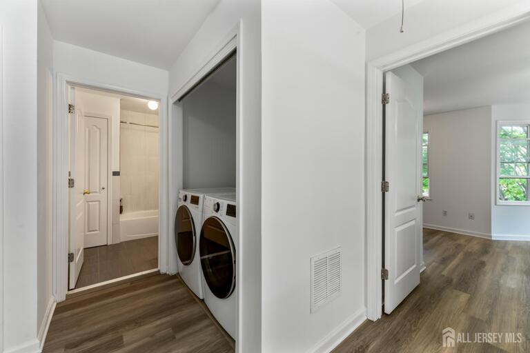 Photo 14 of 9 Perry L Drew Place, Hightstown NJ 08520, Hightstown, NJ