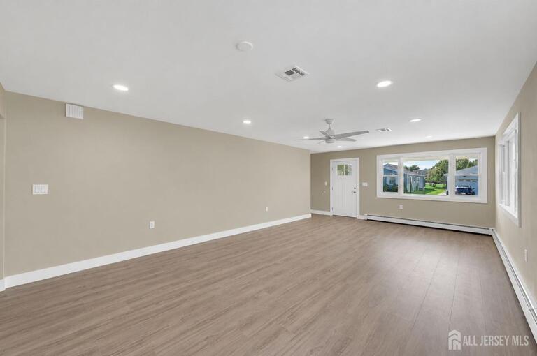 Photo 16 of 47 Doral Drive, Toms River NJ 08757, Toms River, NJ