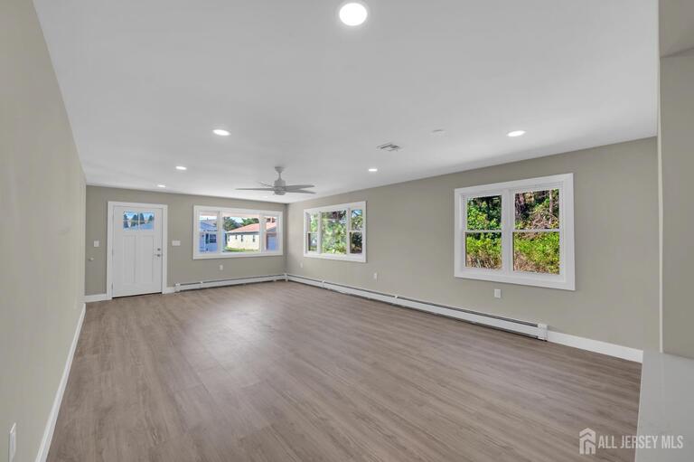 Photo 9 of 47 Doral Drive, Toms River NJ 08757, Toms River, NJ