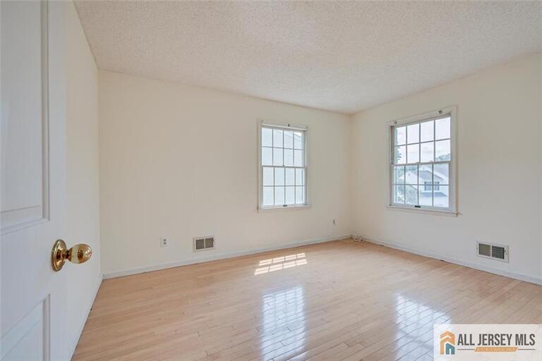 Photo 28 of 60 Essex Drive, South Brunswick NJ 08852, South Brunswick, NJ