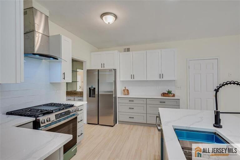 Photo 16 of 60 Essex Drive, South Brunswick NJ 08852, South Brunswick, NJ