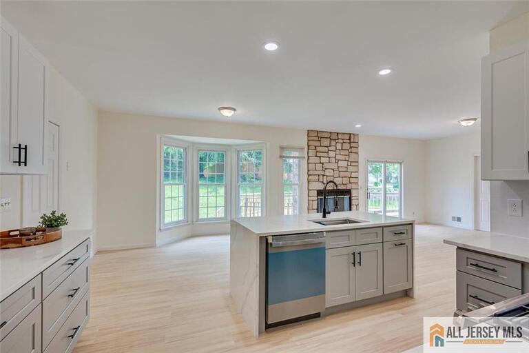 Photo 17 of 60 Essex Drive, South Brunswick NJ 08852, South Brunswick, NJ
