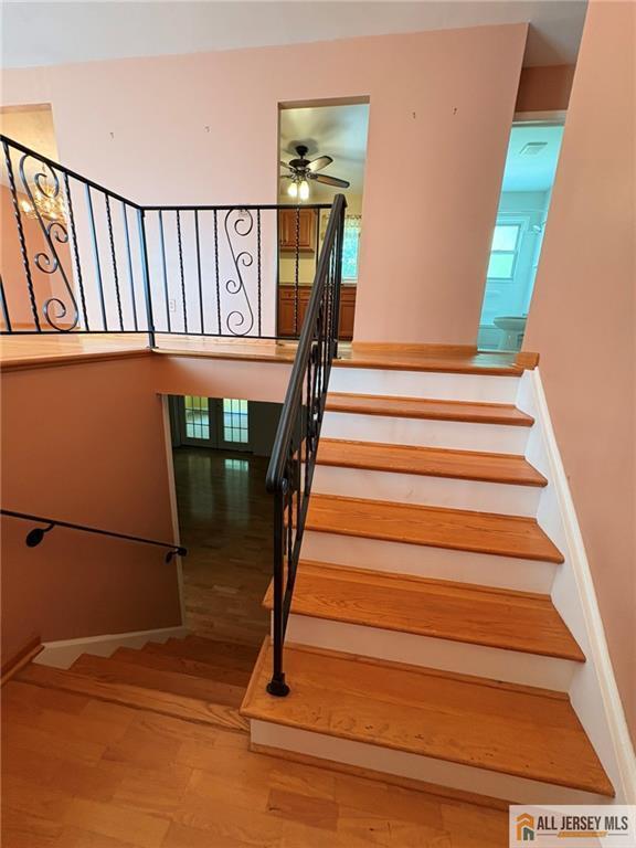 Photo 3 of 35 Wellington Road, East Brunswick NJ 08816, East Brunswick, NJ