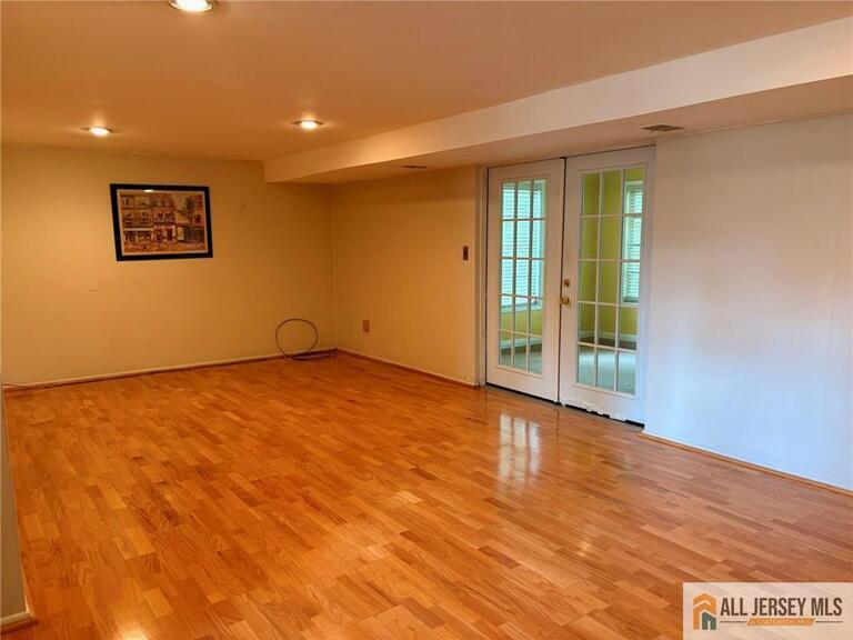 Photo 9 of 35 Wellington Road, East Brunswick NJ 08816, East Brunswick, NJ