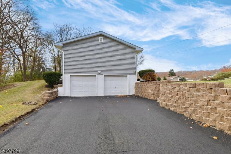 Property listing MLS 3998336 photo 10