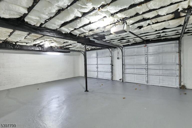 Property listing MLS 3998336 photo 11