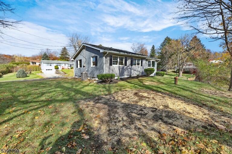 Property listing MLS 3998336 photo 5