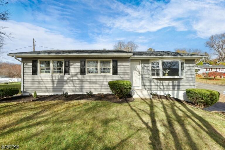 Property listing MLS 3998336 photo 7