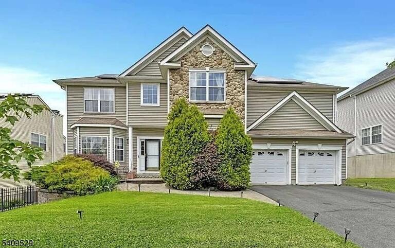 Property listing MLS 4008227 photo 1