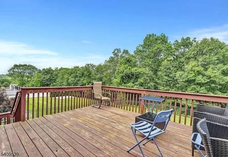 Property listing MLS 4008227 photo 24