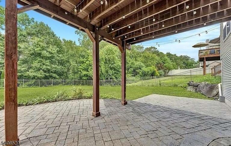 Property listing MLS 4008227 photo 25