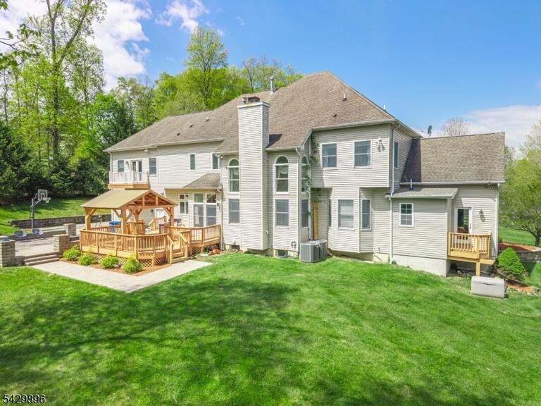 Property listing MLS 4026921 photo 12