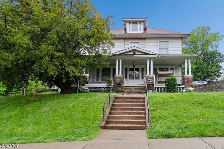 Property listing MLS 4027411 photo 1