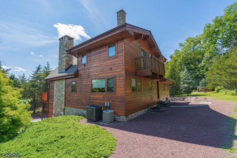 Property listing MLS 4027730 photo 12