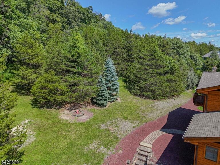 Property listing MLS 4027730 photo 19