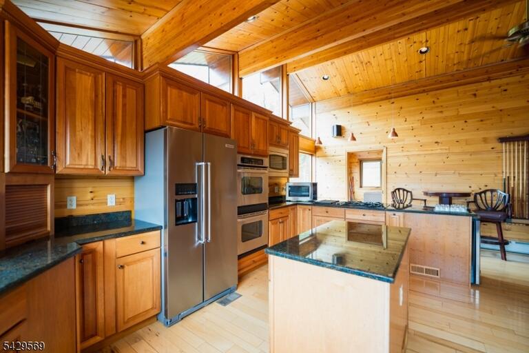 Property listing MLS 4027730 photo 29