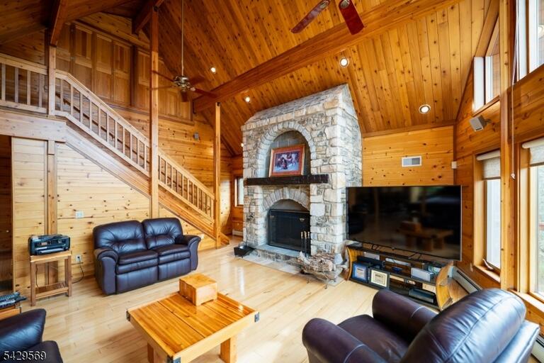 Property listing MLS 4027730 photo 33