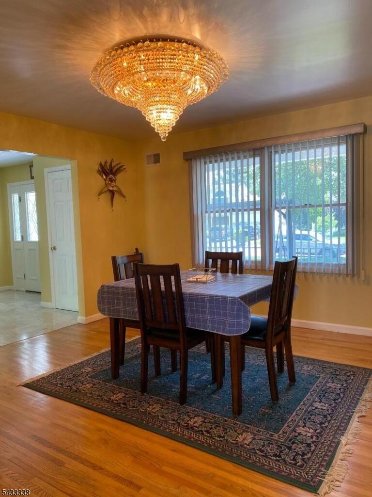 Property listing MLS 4028777 photo 9