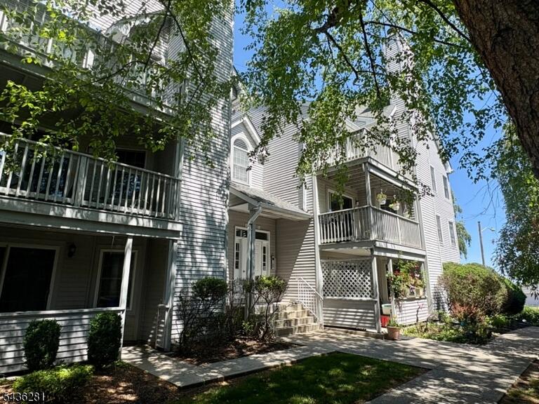 Property listing MLS 4031368 photo 32