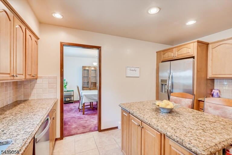 Property listing MLS 4034064 photo 9