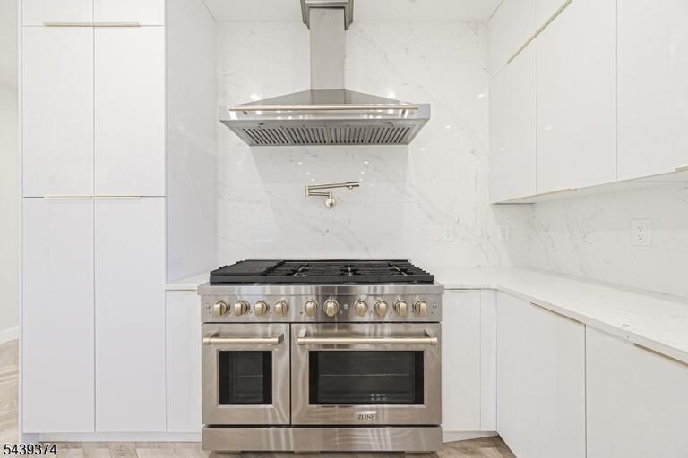 Property listing MLS 4034171 photo 18
