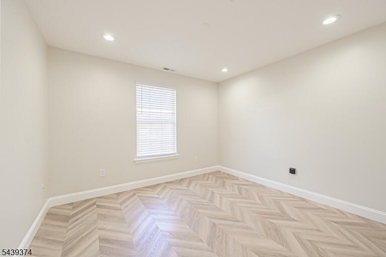Property listing MLS 4034171 photo 43