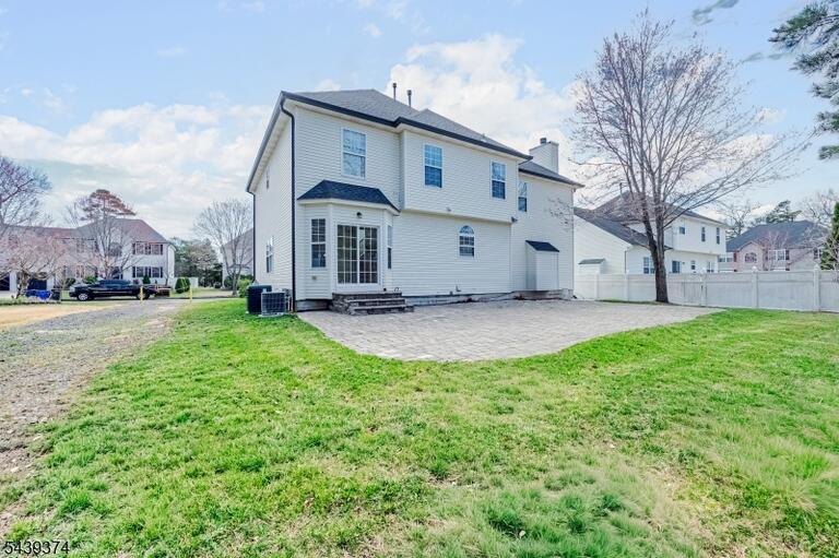 Property listing MLS 4034171 photo 48