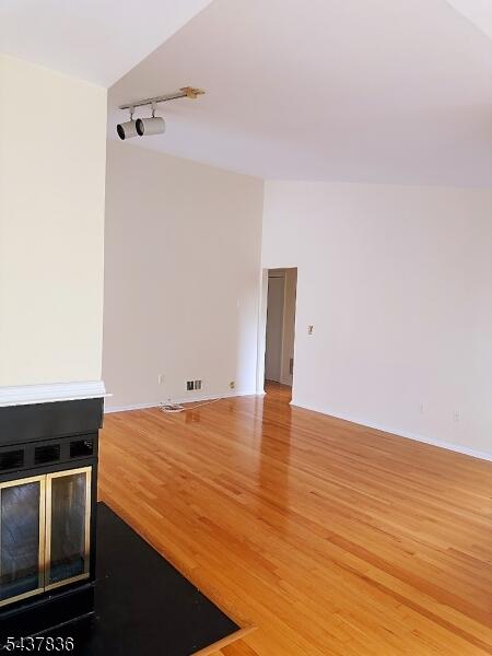 Property listing MLS 4034386 photo 4