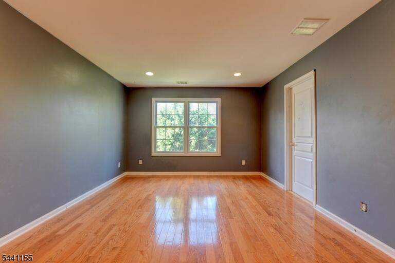 Property listing MLS 4035730 photo 30