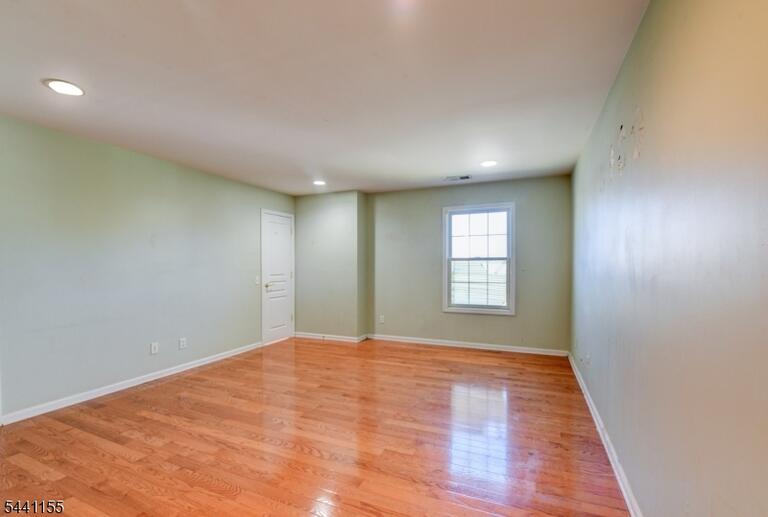 Property listing MLS 4035730 photo 34