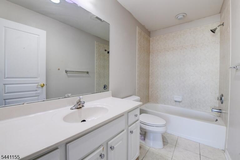 Property listing MLS 4035730 photo 38