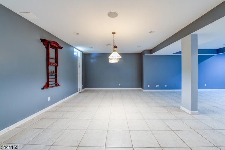 Property listing MLS 4035730 photo 40