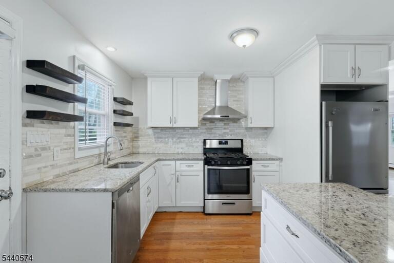 Property listing MLS 4035974 photo 10