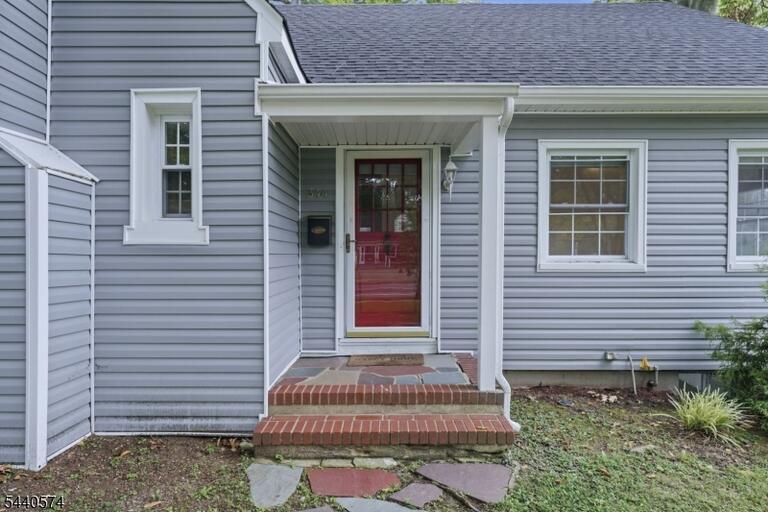 Property listing MLS 4035974 photo 4