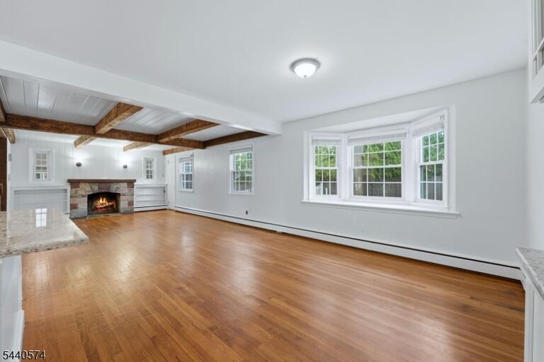 Property listing MLS 4035974 photo 8